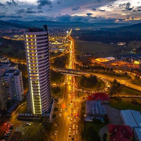 The Sky Tower - Your Panoramic Life Daire Kaloşvar Dış mekan fotoğraf