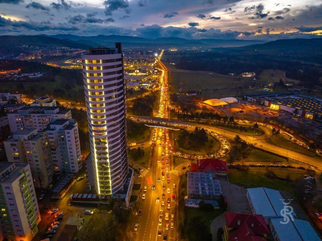 The Sky Tower - Your Panoramic Life Daire Kaloşvar Dış mekan fotoğraf